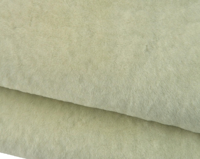 Cream SHEARLING sheep leather for lining use - FUR hair on sheepskin lamb skin - Italian hairy sheep  B19367-MNT La Garzarara
