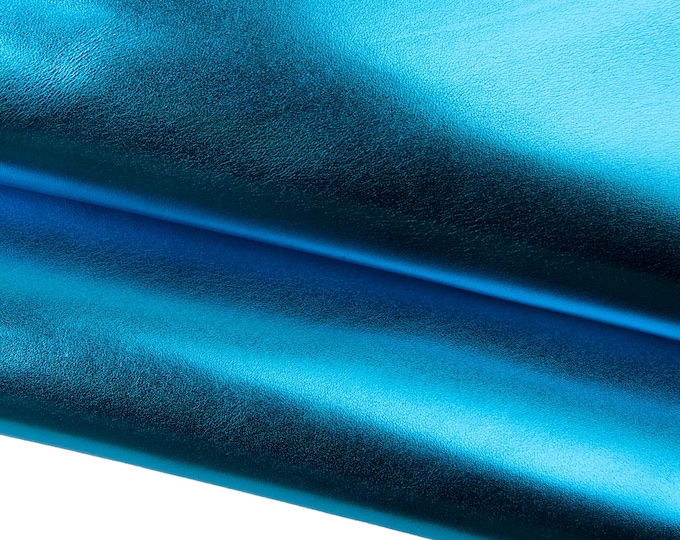 Light blue METALLIC leather hide, SMOOTH bright goatskin, glossy sparkle soft hide, 0.6 - 0.7 mm B8087-MT La Garzarara