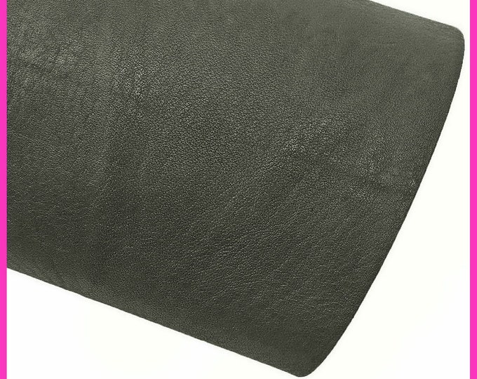 Blue VEGETABLE tanned leather hide, sporty cowhide with light grain, vintage, natural. soft 1.0 - 1.3 mm B16371-VT La Garzarara