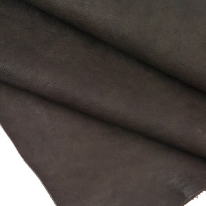 Pellame SPORTIVO grigio fango, pelle lavata concia vegetale, vitello effetto stropicciato morbido, 1.5 - 1.7 mm B16453-VT La Garzarara