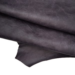 Pellame GRIGIO sportivo, capra vintage effetto stropicciato, pelle grigia morbida abbastanza lucida 0.8 - 1.0 mm B16518-VT La Garzarara
