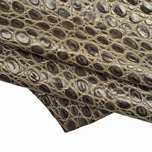 GREY CROCODILE embossed leather hide, glossy animal print cowhide, gray croc texture on stiff calfskin B15710-ST La Garzarara