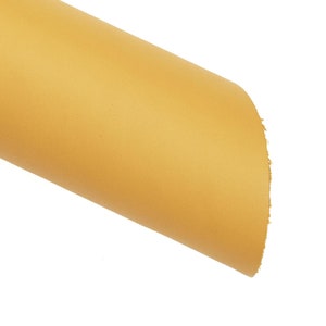 Pellame LISCIO giallo, vitello tinta unita morbido, pelle gialla semi lucida 1.0 - 1.2 mm B16467-TU La Garzarara