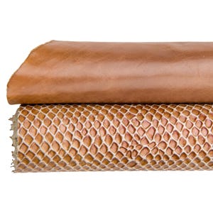 Honingbruin leer met reptielenprint, PYTHON-leer, glad cognacbruin leer, leer voor tassen en handgemaakte accessoires B17753-MT(st) Garzarara