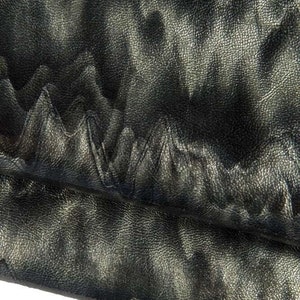 Grey black wave printed leather skin, TEXTURED NAPLAK patent goatskin. glossy soft skin, 0.8 - 1.0 mm B16833-ST   La Garzarara