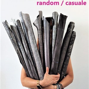 Pelli intere, ARGENTO, GRIGIO e ACCIAIO, assortimento casuale, mix di fantasie, stampe e tinta unita per l'artigianato 3 pelli / 6 pelli