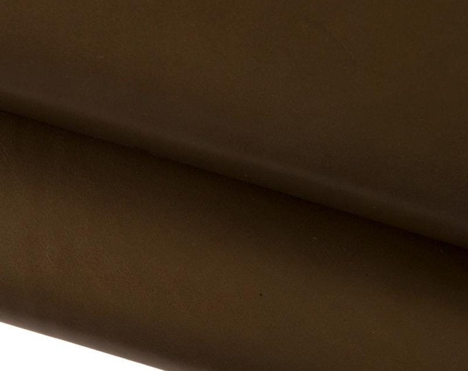 Brown SMOOTH leather hide, glossy calfskin with light veins, classic stiff cowhide 1.3 - 1.5 mm B16676-TU La Garzarara