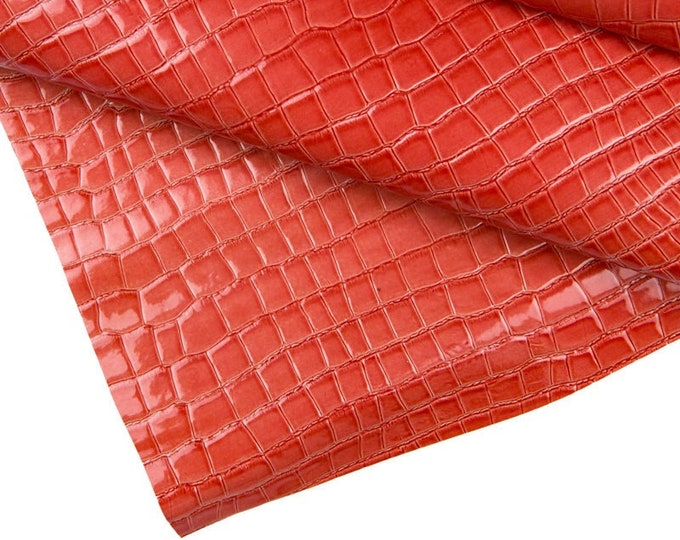 RED CROCODILE embossed leather hide, glossy croc printed cowhide, printed calfskin 0.7 - 0.9 mm B16443-ST La Garzarara