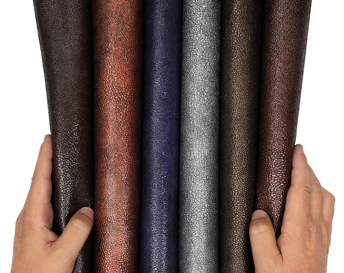 METALLIC RAY printed leather skins, soft bright animal textured goatskins, available in different colors B19618-MT(st) La Garzarara