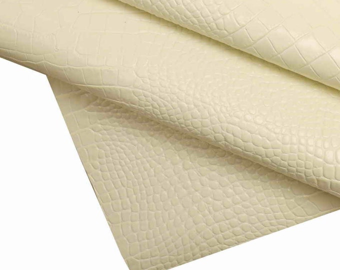 CREAM embossed CROCODILE leather – glossy cowhide with stiff croc texture – printed beige calfskin for bags – LaGarzarara B13414-ST