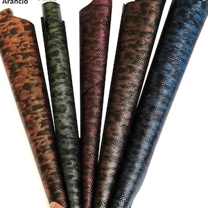 Pelle stampa PITONE multicolor arancio verde bordeaux marrone blu, pellame rettile capra lucido B16561-MT(st)  La Garzarara