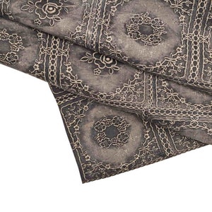 Pelle stampa vintage - pellame vitello marrone blu floreale sportivo B13690-ST La Garzarara