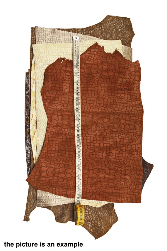 LA GARZARARA - Chutes de Cuir Dorée - Minimum 12x15 cm - 0,300 kg - Sélection Aléatoire pour Artisanat, Couture et Créations Fait-Main - Impressions et Touchers Variés - B1370RC LA GARZARARA - Chutes de Cuir Dorée - Minimum 12x15 cm - 0,300 kg - Sélection Aléatoire pour Artisanat, Couture et Créations Fait-Main - Impressions et Touchers Variés - B1370RC