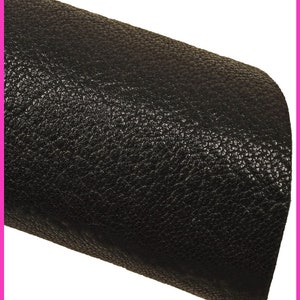 Pelle nera con GRANA, pellame lucido sportivo nero, capra con grana stampata, morbida B15023-TB La Garzarara