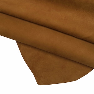 Pelle di CAMOSCIO turchese, giallo, rosso scarlatto, marrone, pellami scamosciati colori accesi B13873-TU La Garzarara