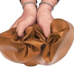 Tan sheepskin NAPPA leather, brown lambskin, smooth silky hide, ideal for garnments B17597-TU La Garzarara
