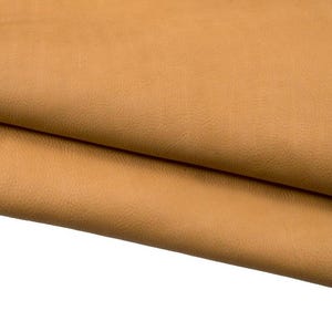 Pellame concia VEGETALE beige, vitello con leggera grana piccola, pelle semi lucida morbida per hobbisti B17104-TU La Garzarara