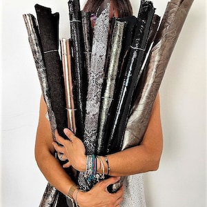 Pelli intere, TESTA di MORO e FUCILE, assortimento casuale,mix di fantasie, stampe e tinta unita, ideali per l'artigianato 3 pelli / 6 pelli
