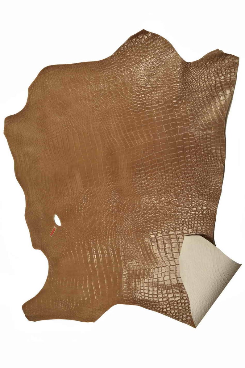 croco printed taupe baby calf glossy slightly cloudy color Italian leather slightly stiff A9789-ST La Garzarara patent-like look