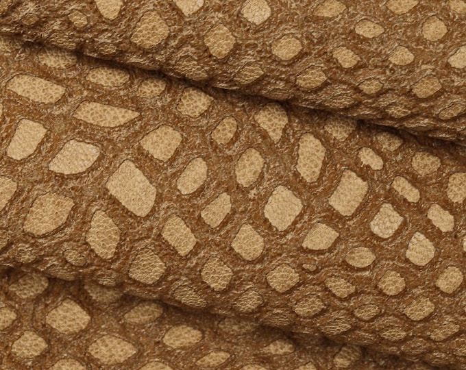 Natural embossed CROCODILE leather skin, soft vintage croc print, vintage textured camel hide B16151-VT La Garzarara