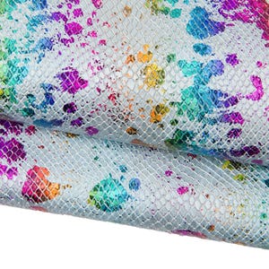 Pythonhuid met een MULTICOLOR schetsontwerp, zilver gelamineerd geitenleer met reptielenprint, zacht metallic leer B18465-MT(st) La Garzarara