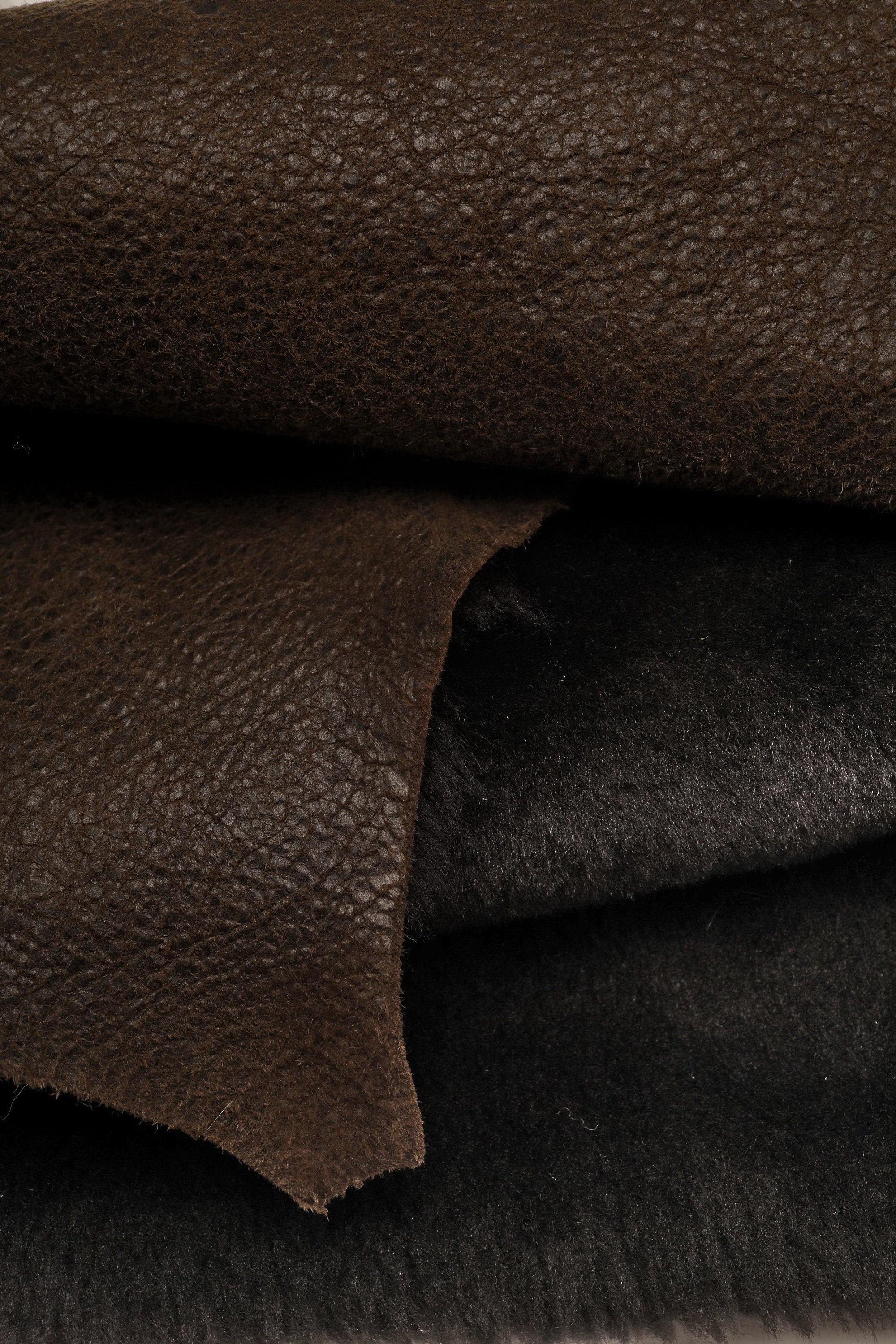 Calfskin Hair On leather hide Whiskey Crocodile Embossed Silky Hair 2-3 oz. Calfskin Hair On leather hide Whiskey Crocodile Embossed Silky Hair 2-3 oz.
