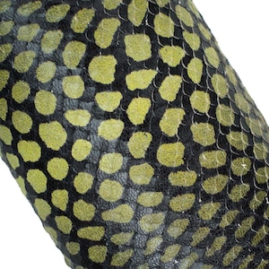 Leder mit grünem und schwarzem Reptilienmuster, seidenmattes Python-Design, weiches Schlangenleder, 0,8–1,0 mm, B19659-ST La Garzarara
