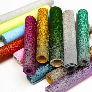 10 Ritagli di pelle stampa GLITTER , selezione casuale di scampoli LISCI in diversi colori in tinta unita  15x12 cm  RT308  La Garzarara