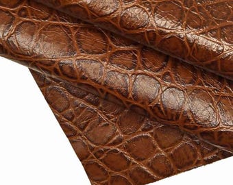 BROWN CROCODILE embossed leather hide, brown crock printed calfskin, slightly wrinkled, glossy, soft skin B14015-ST La Garzarara