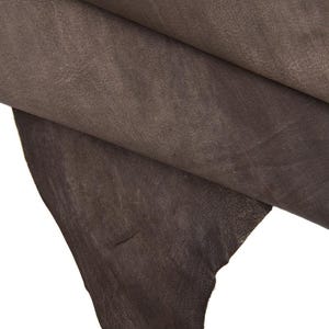 Pellame sportivo MARRONE, capra effetto sbiancato, consumato, pelle vintage morbida, 0.9 - 1.1 mm B16480-VT La Garzarara