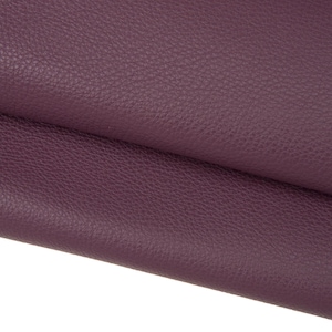 Pellame VIOLA con grana DOLLARO piccola, vitello morbido sportivo, pelle 1.4 - 1.5 mm per artigiani B17761-VT La Garzarara