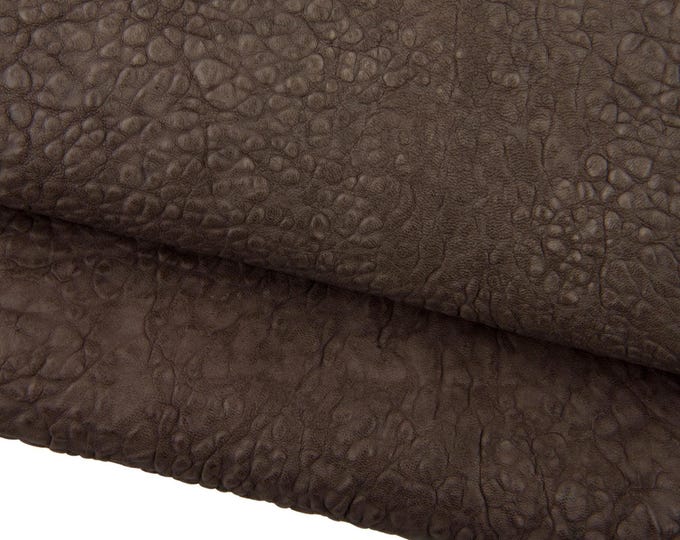 Mud brown sporty leather hide, bubble print on WASHED sheepskin, soft matt vintage lambskin B17450-VT La Garzarara
