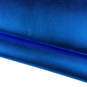BLUETTE leather skin, smooth metallic goatskin, electric blue soft hide for hobbyists 0.7 - 0.9 mm B17314-MT La Garzarara