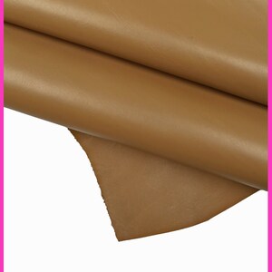 Pelle di vitello nocciola naturale, pelle pieno fiore morbida, vitello colore cammello semi-lucido B14484-TU La Garzarara