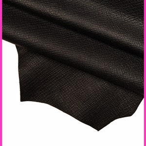 PELLAME NERO con grana, capra nera stampata, pelle morbida sportiva B14193-TB La Garzarara