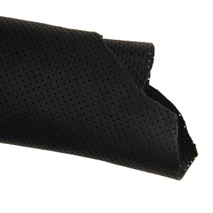 Pelle nera TRAFORATA, pellame morbido semi lucido forato, agnello stampato 0.6 - 0.7 mm B16890-TB La Garzarara