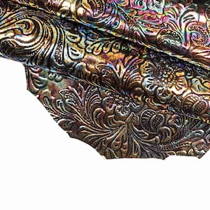 Pelle OLEOGRAFICA floreale - pellame lucido laminato - vitello multicolor stampa fiori incisa 0.7 -0.9 mm B13753-MT(ST) La Garzarara