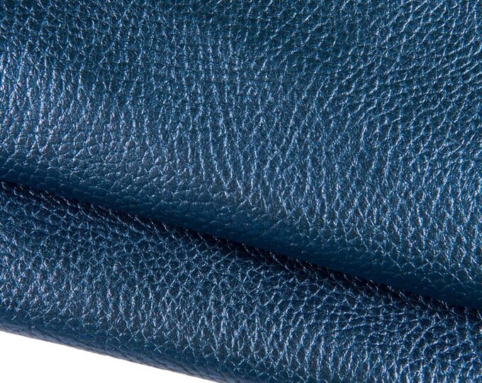 Blue METALLIC leather skin, PEBBLE grain printed leather hide, blue glossy soft lambskin 0.6 - 0.7 mm B16891-MT La Garzarara