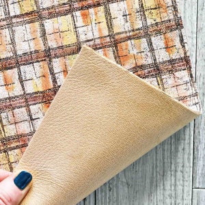 Fogli di SUGHERO naturale stampa a quadri colori pastello con PELLE di vaccheta naturale accoppiata nel retro  25x20 / 30x30cm B828