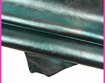 Petroleum blue METALLIC leather skin with steel metal shades, wrinkled goatskin, glossy skin, medium softness B15723-MT La Garzarara