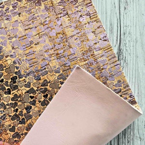Fogli di SUGHERO naturale stampa cuoricini rosa metallizzati con PELLE di vitello color rosa accoppiata nel retro 25x20/30x30/ 40x40 cm B867