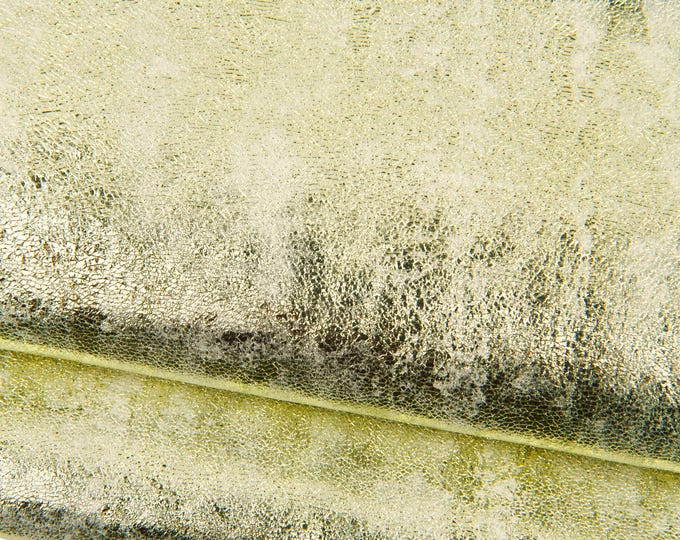 Light gold METALLIC leather skin, glossy CRACKLE sheepskin, soft sparkle lambskin for crafters B18864-MT La Gararara
