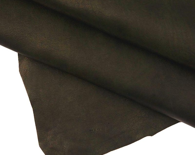 Green goat leather skin vegetable tanned CRINKLED effect, distressed soft goatskin with light dark shades 0.7–0.9 mm B16479-VT La Garzarara