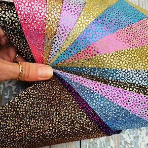 Ritagli laminati colori vivaci e luminosi, stampa FIORI e GLITTER, selezione casuale, 10 pezzi selezionati tra i colori delle foto RT264