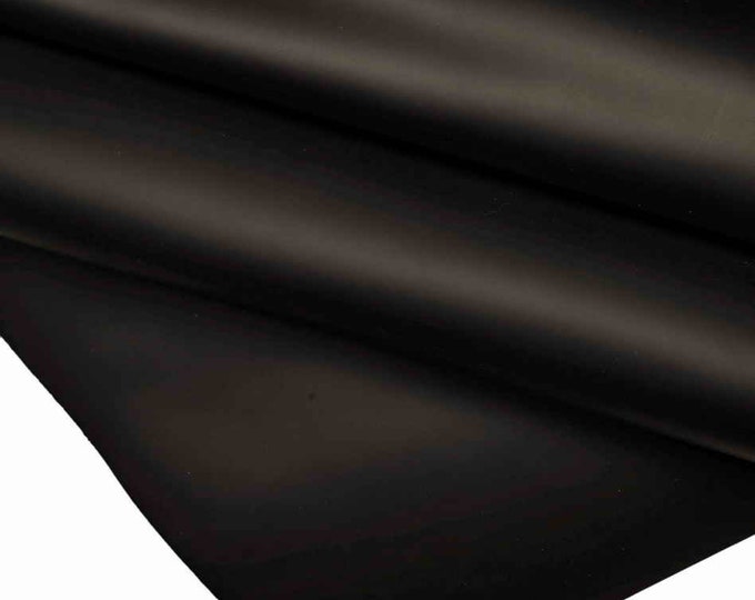 BLACK brush off leather hide, matt patent cowhide, smooth calfskin, quite stiff, ideal for crafting B10997-TB La Garzarara