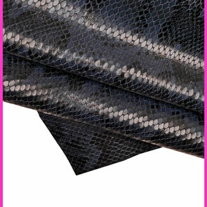 Pelle PITONE blu nero, vitello lucido motivo animalier serpente, pellame stampato rettile morbidezza media B15717-ST La Garzarara