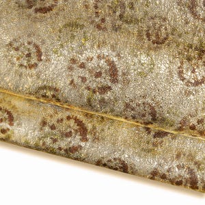 Pelle LAMINATA platino, capra metallizzata stampata, pellame luminoso stropicciato morbido per hobbisti B17246-MT(ST) La Garzarara