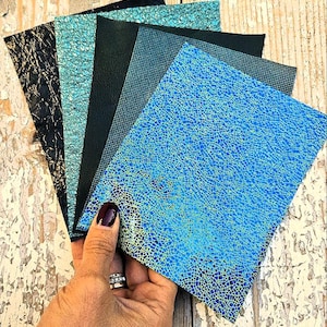5 Ritagli di pellami unici selezionati, color VERDE, stampe varie, laminate e non, pezzi mix di fantasie come da foto RT239  La Garzarara