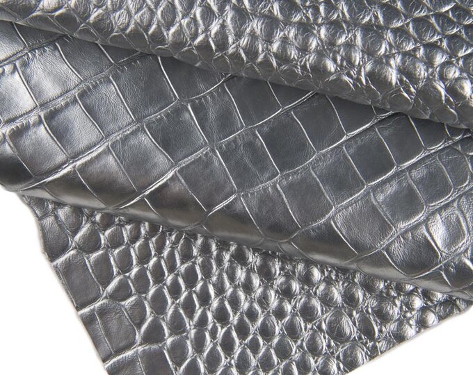 Silver CROCODILE embossed leather hide, metallic croc printed calfskin, glossy soft metallic cowhide 0.7 - 0.8 mm B16748-MT La Garzarara