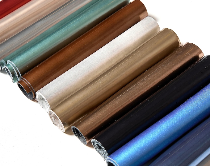 METALLIC PATENT Leather Scraps in Assorted Colors - 10 random Smooth Solid Tones leather pieces 6x5" / 15x12 cm      RT301 La Garzarara